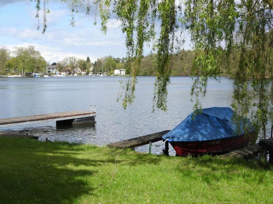 Dachwohnung Mit Wasserblick Und Eigenem Bootssteg Berlín Exterior foto